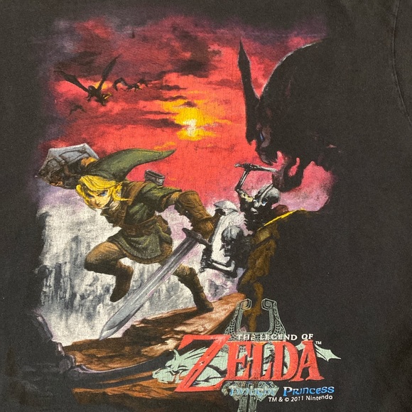 Legend Of Zelda Tee - Picture 3 of 3